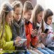 4 منصات للتواصل الاجتماعي قد تشكل خطراً كبيراً على الأطفال والمراهقين