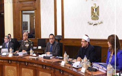 صرف 100 ألف جنيه لأسرة كل شهيد بحادث المنيا الإرهابى