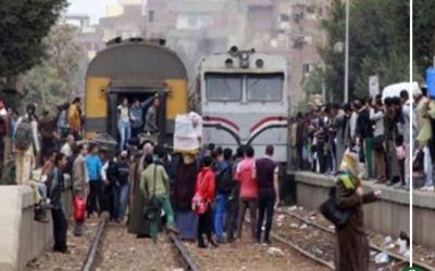 بتر ساق عامل تعثرت قدمه أثناء عبوره السكة الحديد فى المنصورة