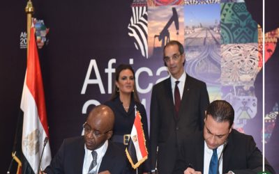 وزيرا الاستثمار والاتصالات يشهدان توقيع مذكرة تفاهم باستثمارات 400 مليون دولار