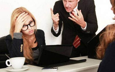 للتعامل مع مديرك المستفزّ.. إليكِ 4 نصائح لا تهمليها