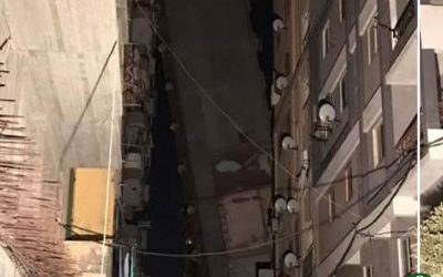 إخلاء عقار مائل من السكان بالمنصورة