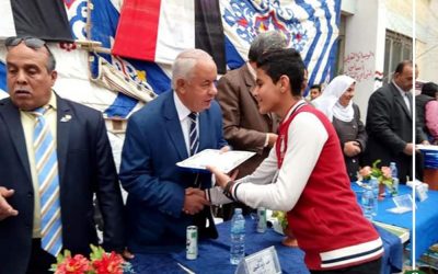 مدرسة ببلقاس تحتفل بعيد الأم وتكرم الطلاب المتفوقين
