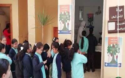 وفد من اليونيسيف يزور عددا من مدارس منية النصر