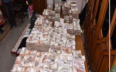 ضبط عصابة تخصصت في الاتجار بالنقد الأجنبي