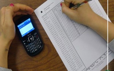 ضبط 7 طلاب ثانوى سربوا امتحان الإنجليزي عبر “الواتس”